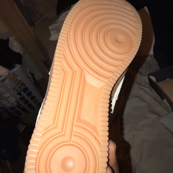 New in box Air Force 1 - Picture 2 of 4